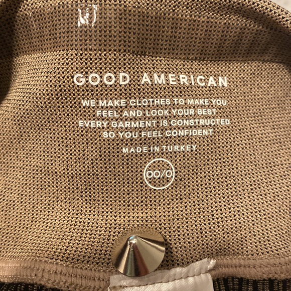 Good American Seamless Chunky Rib Legging - Picture 6 of 6